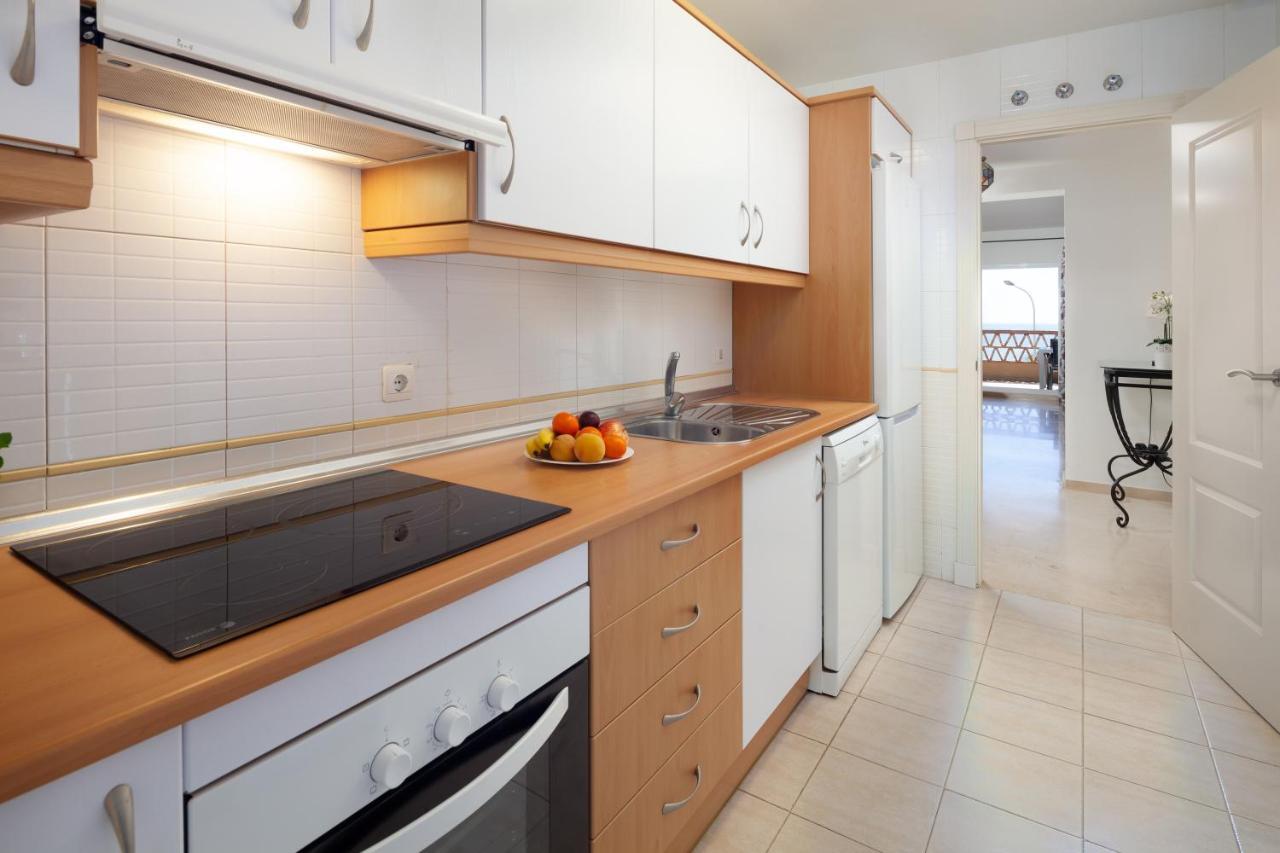 Sea View Apartment Торрокс Екстер'єр фото
